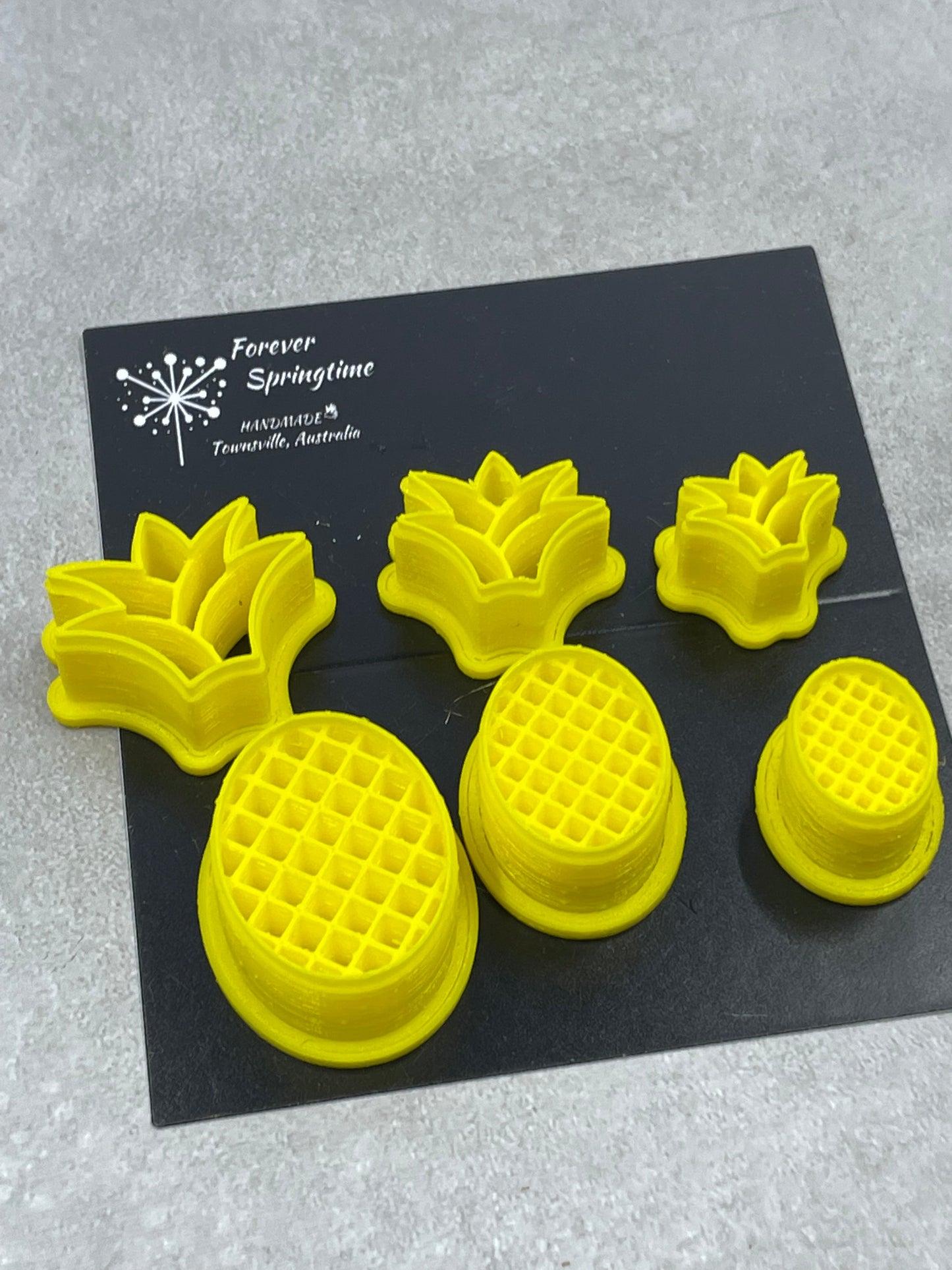PINEAPPLE Imprint Cutter: Art, Baking, Craft